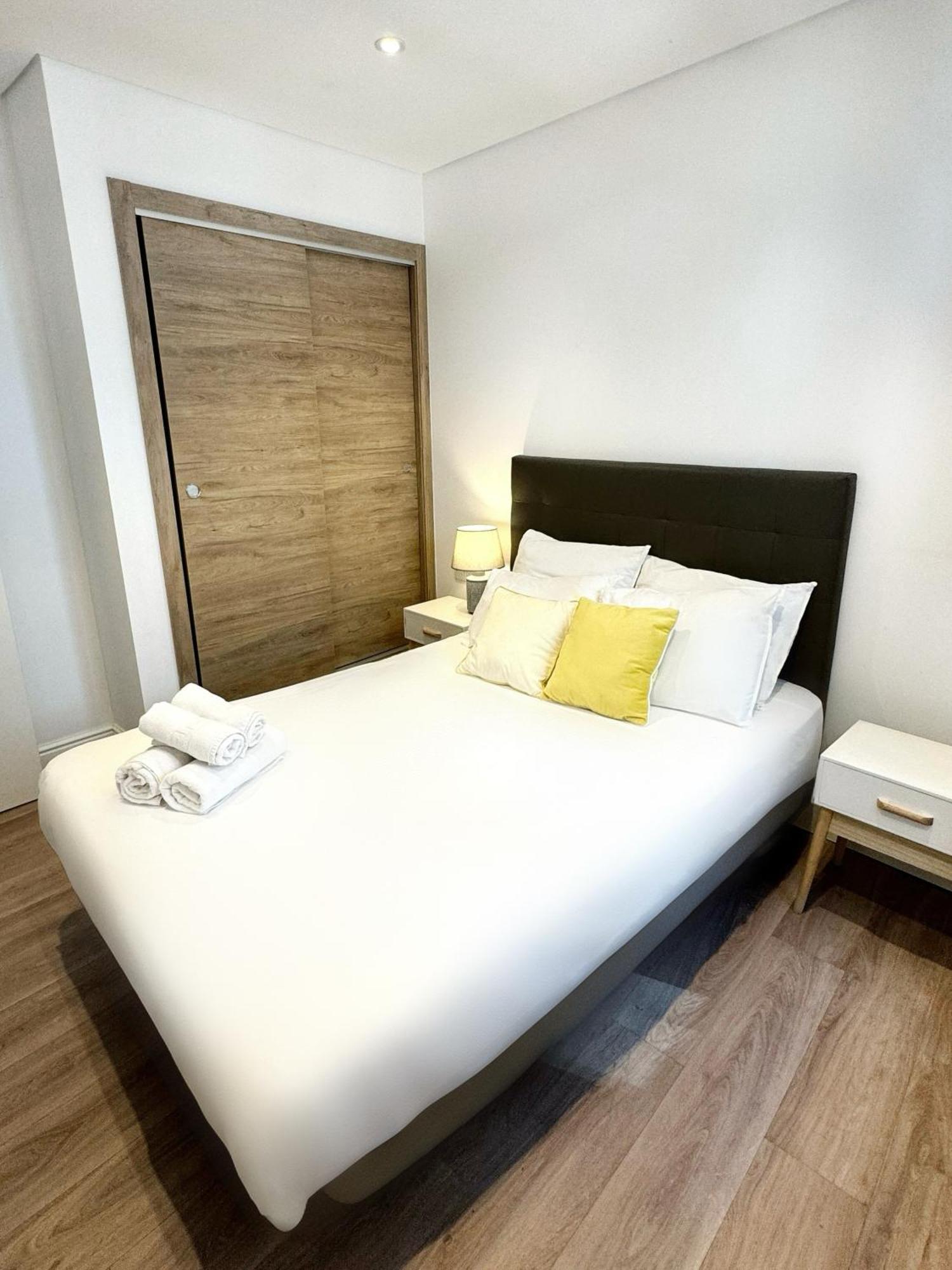 Fabulous City Centre Apartment - Grand Central House Gibraltar Exterior photo